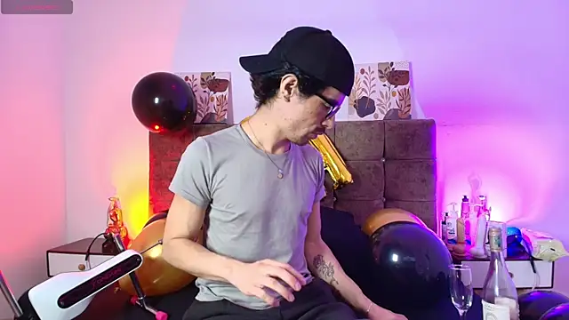 Ethan Briggs  online show from July 28, 2026, 3:35 am