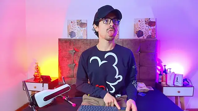 Ethan Briggs  online show from August 1, 2026, 3:28 am