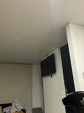 Pretty  Milf online show from February 28, 2026, 9:54 am