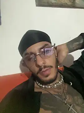 liyamjunior online show from March 7, 2026, 6:54 am