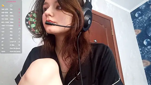 Snapshot of GameToiler chatting on April 14, 2026, 7:25 am GameToiler online show from April 14, 2026, 7:25 am