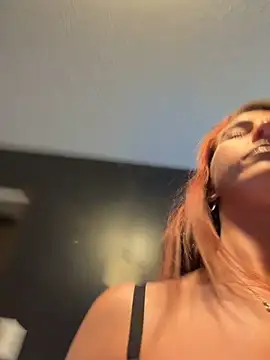 tastemecaroline online show from March 1, 2026, 7:38 pm