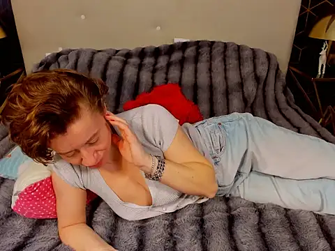 GingerWixxx online show from January 17, 2026, 5:12 am