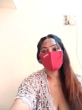 Your-Sasha7 online show from February 4, 2026, 7:03 am