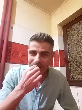 Snapshot of Ianne150 chatting on January 18, 2026, 8:01 pm Ianne150 online show from January 18, 2026, 8:01 pm