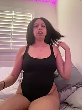 Snapshot of cartierprincess chatting on March 20, 2026, 11:31 pm cartierprincess online show from March 20, 2026, 11:31 pm