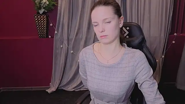 RoseWaulhgberg online show from January 14, 2026, 1:55 am