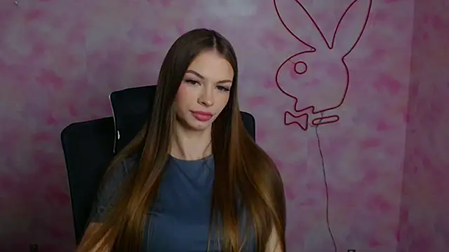 Lina Loveuu online show from April 27, 2026, 11:30 am