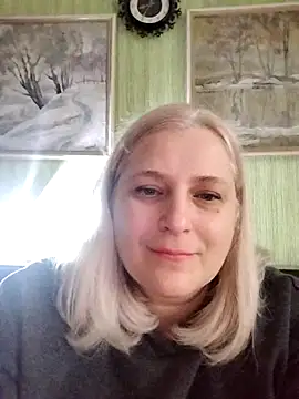 Snapshot of NyushaLollipop chatting on February 14, 2026, 6:32 am NyushaLollipop online show from February 14, 2026, 6:32 am