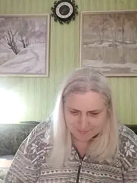 Snapshot of NyushaLollipop chatting on April 17, 2026, 4:10 pm NyushaLollipop online show from April 17, 2026, 4:10 pm
