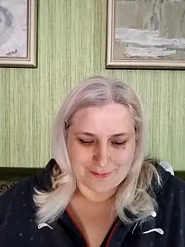 Snapshot of NyushaLollipop chatting on April 30, 2026, 3:29 pm NyushaLollipop online show from April 30, 2026, 3:29 pm