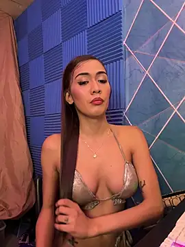 MadySmith online show from July 24, 2026, 11:03 pm
