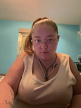 Snapshot of _maracr19_ chatting on June 1, 2026, 1:57 pm maracr19 online show from June 1, 2026, 1:57 pm