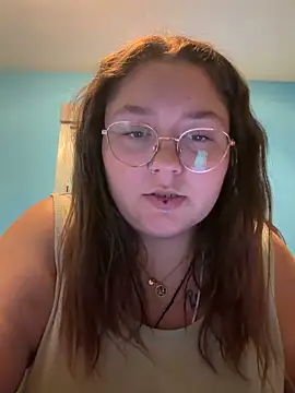 Snapshot of _maracr19_ chatting on June 16, 2026, 11:24 am maracr19 online show from June 16, 2026, 11:24 am