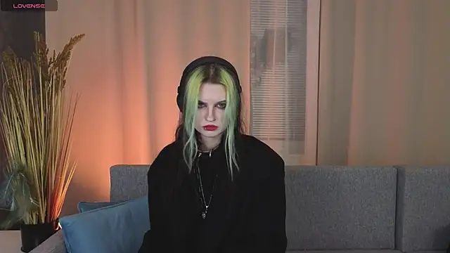 Snapshot of ToxicKittyy chatting on March 15, 2026, 9:43 pm ToxicKittyy online show from March 15, 2026, 9:43 pm