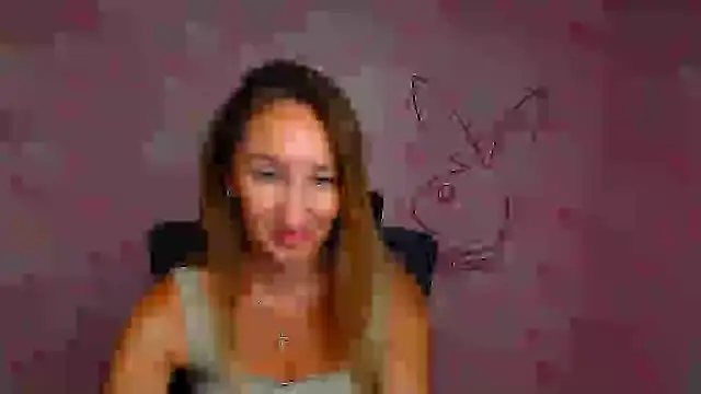 Diana Sweeet  online show from March 19, 2026, 12:42 pm