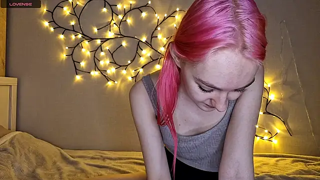 Snapshot of MisaMew chatting on January 18, 2026, 9:02 am MisaMew online show from January 18, 2026, 9:02 am