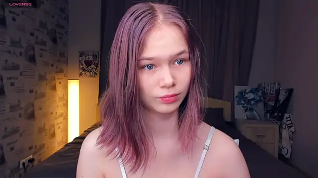 OwlLynn online show from January 17, 2026, 8:41 am