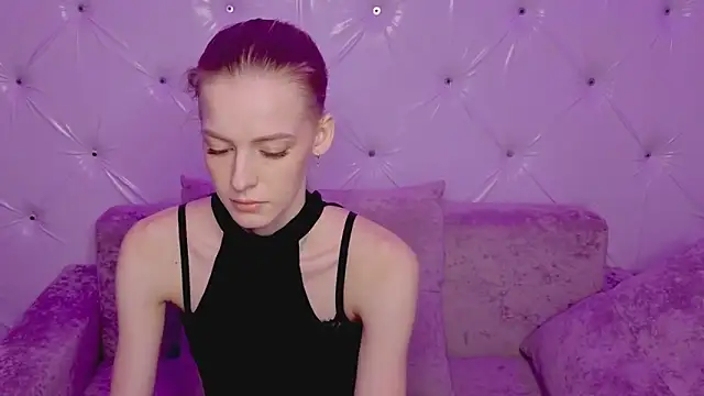 kittie like18 online show from February 26, 2026, 12:53 am