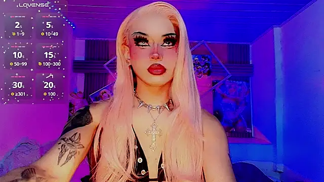 Snapshot of Lisa_sparkleee chatting on May 20, 2026, 3:02 am Lisa sparkleee online show from May 20, 2026, 3:02 am