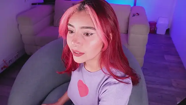 Dakota velvet  online show from February 13, 2026, 12:23 pm