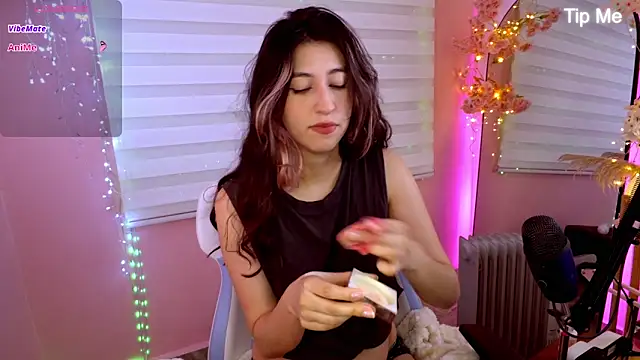 Snapshot of cutekore chatting on May 8, 2026, 1:22 am cutekore online show from May 8, 2026, 1:22 am