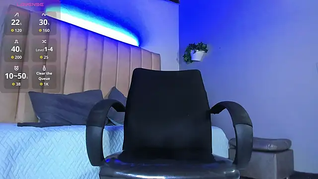 Snapshot of ian_diamond chatting on May 16, 2026, 9:35 pm ian diamond online show from May 16, 2026, 9:35 pm