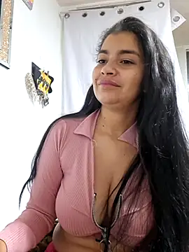 Snapshot of Scarlett_Hot69 chatting on June 17, 2026, 7:55 am Scarlett Hot69 online show from June 17, 2026, 7:55 am