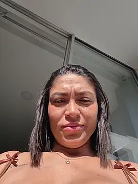 Snapshot of Ina_Jody_ chatting on July 28, 2026, 8:52 pm Ina Jody online show from July 28, 2026, 8:52 pm