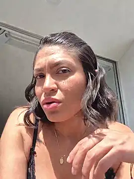 Snapshot of Ina_Jody_ chatting on July 29, 2026, 8:29 pm Ina Jody online show from July 29, 2026, 8:29 pm