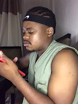 Snapshot of Sirbemine chatting on February 12, 2026, 7:42 pm Sirbemine online show from February 12, 2026, 7:42 pm