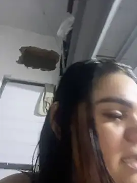 MorenaCariok online show from June 15, 2026, 9:28 pm