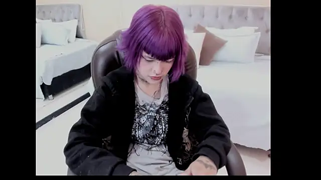 Bela Craxkerr online show from February 8, 2026, 1:03 pm