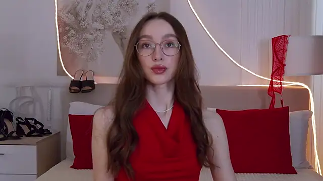 Emily Simon online show from May 3, 2026, 5:24 am