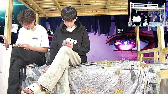 xiaohuangren01 online show from March 5, 2026, 4:19 am