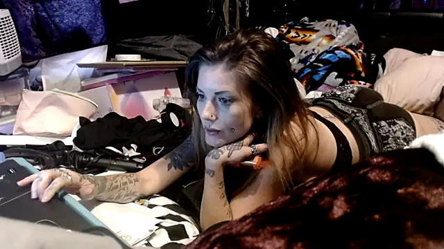 allymoon1369 online show from June 13, 2026, 10:29 pm