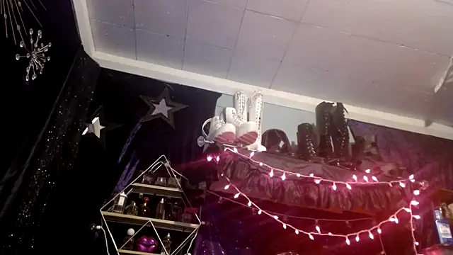 allymoon1369 online show from July 2, 2026, 3:17 am