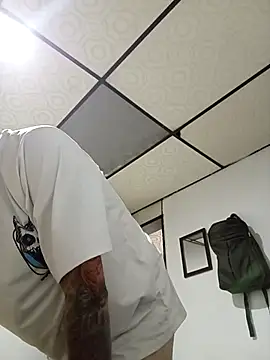 Snapshot of ahsssex2026 chatting on March 4, 2026, 5:35 am ahsssex2026 online show from March 4, 2026, 5:35 am