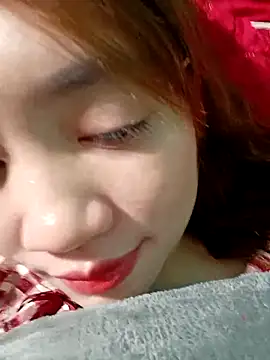 lylinhjim online show from February 6, 2026, 8:51 am