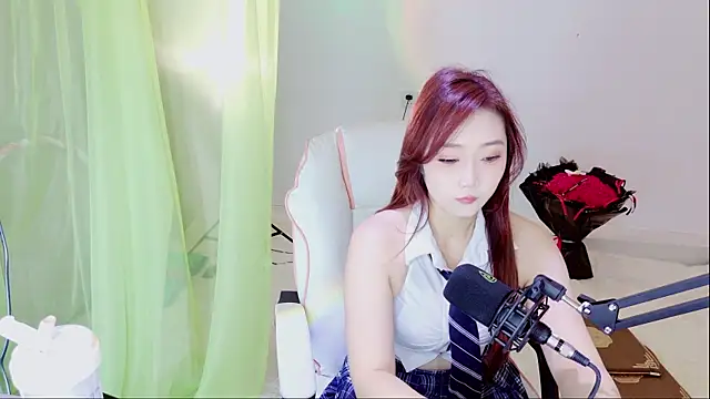 Snapshot of luna-168 chatting on May 29, 2026, 9:07 am luna-168 online show from May 29, 2026, 9:07 am