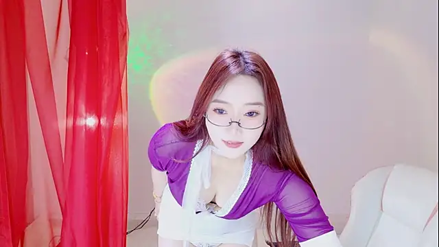 Snapshot of luna-168 chatting on June 16, 2026, 8:17 am luna-168 online show from June 16, 2026, 8:17 am