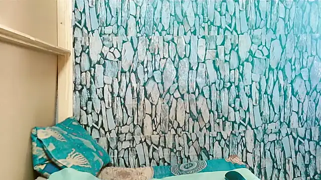 Snapshot of Caramelminxxx1 chatting on February 13, 2026, 6:31 am Caramelminxxx1 online show from February 13, 2026, 6:31 am