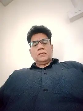 Snapshot of Aafreen999 chatting on March 31, 2026, 8:15 am Aafreen999 online show from March 31, 2026, 8:15 am