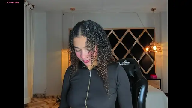 Snapshot of Mia_cartther chatting on March 15, 2026, 3:34 am Mia cartther online show from March 15, 2026, 3:34 am