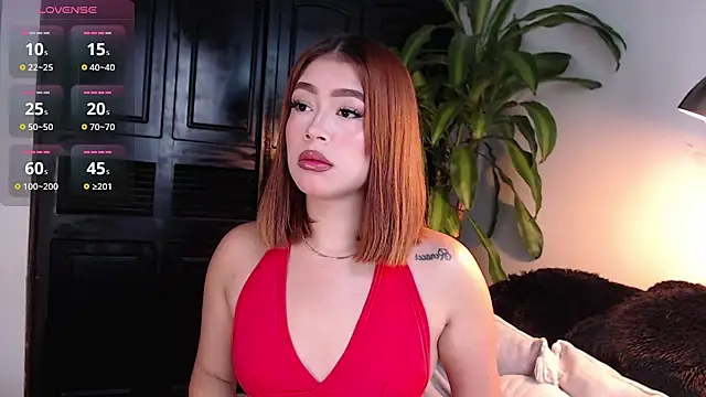Snapshot of Mia_Volkova_ chatting on July 4, 2026, 2:56 pm Mia Volkova online show from July 4, 2026, 2:56 pm