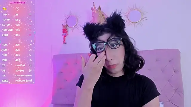 SusannaDoll online show from February 5, 2026, 1:49 pm