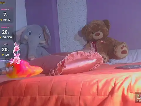 PaulinaWilliams online show from April 22, 2026, 8:43 pm