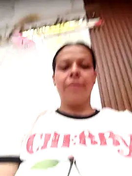 RossyAlvarez online show from April 22, 2026, 3:02 pm
