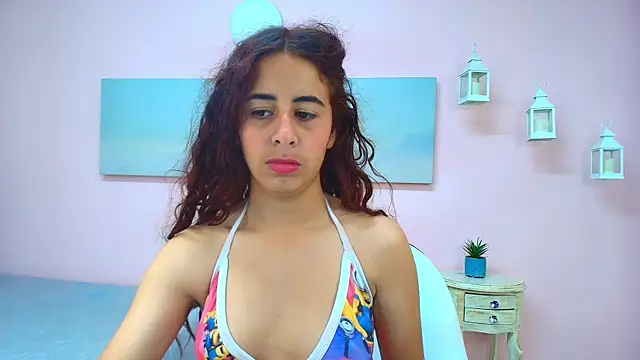 Snapshot of scarlett_clyde chatting on June 20, 2026, 12:19 pm scarlett clyde online show from June 20, 2026, 12:19 pm