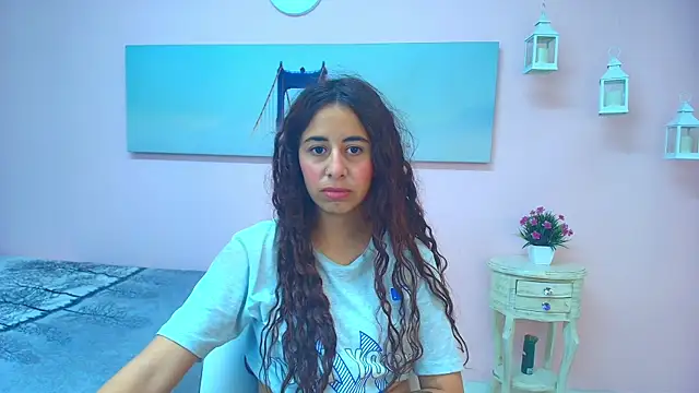 Snapshot of scarlett_clyde chatting on July 27, 2026, 12:45 pm scarlett clyde online show from July 27, 2026, 12:45 pm